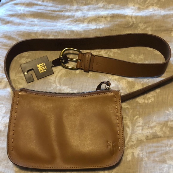 NWT Frye purse / belt SZ L leather